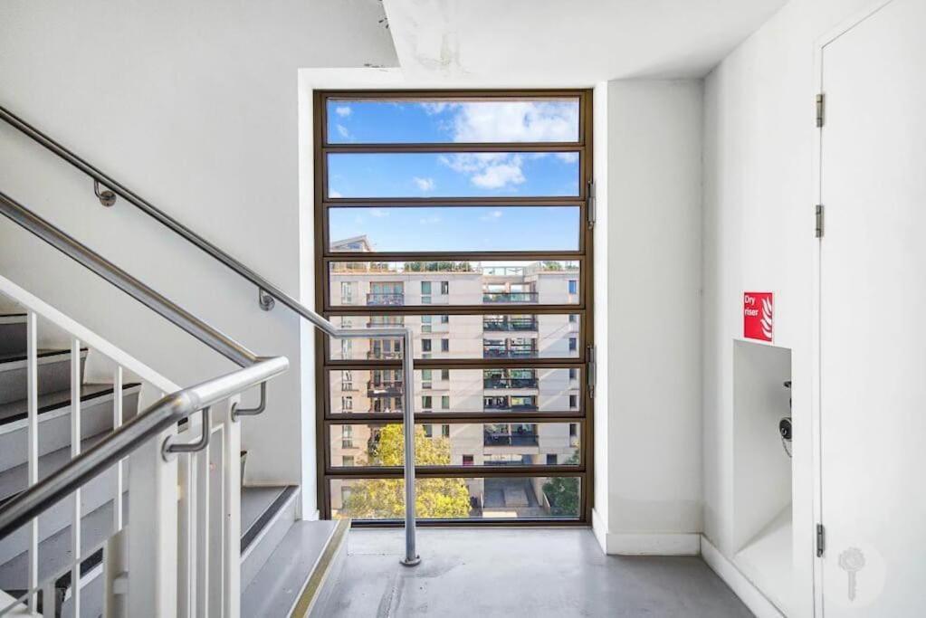 Apartament Modern 3 Bedroom - Olympic Park - E20 Stratford Londra